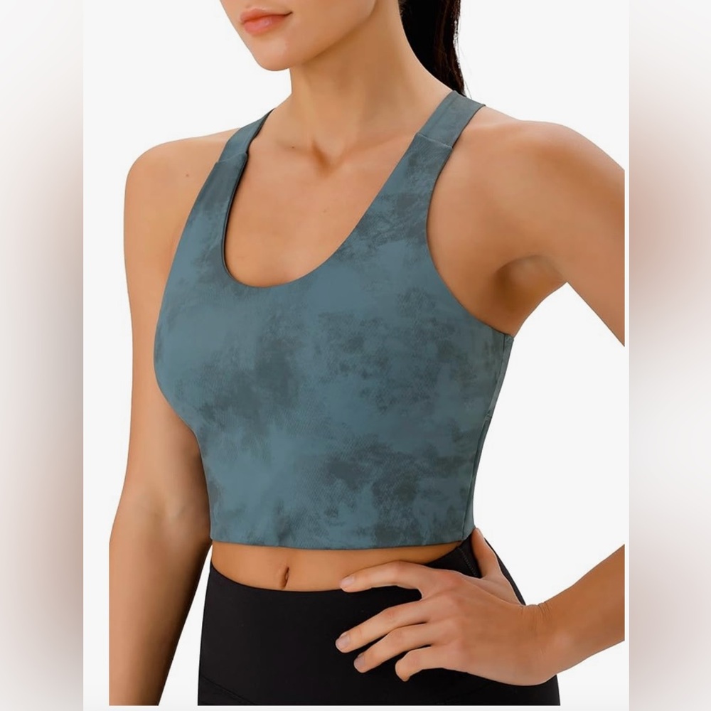 NWT Sports Bras for Women Criss-Cross Back Padded Workout Tank Tops Medium